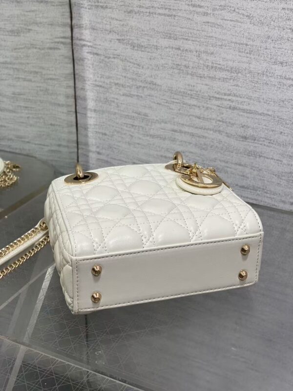 Dior White - 图片 3